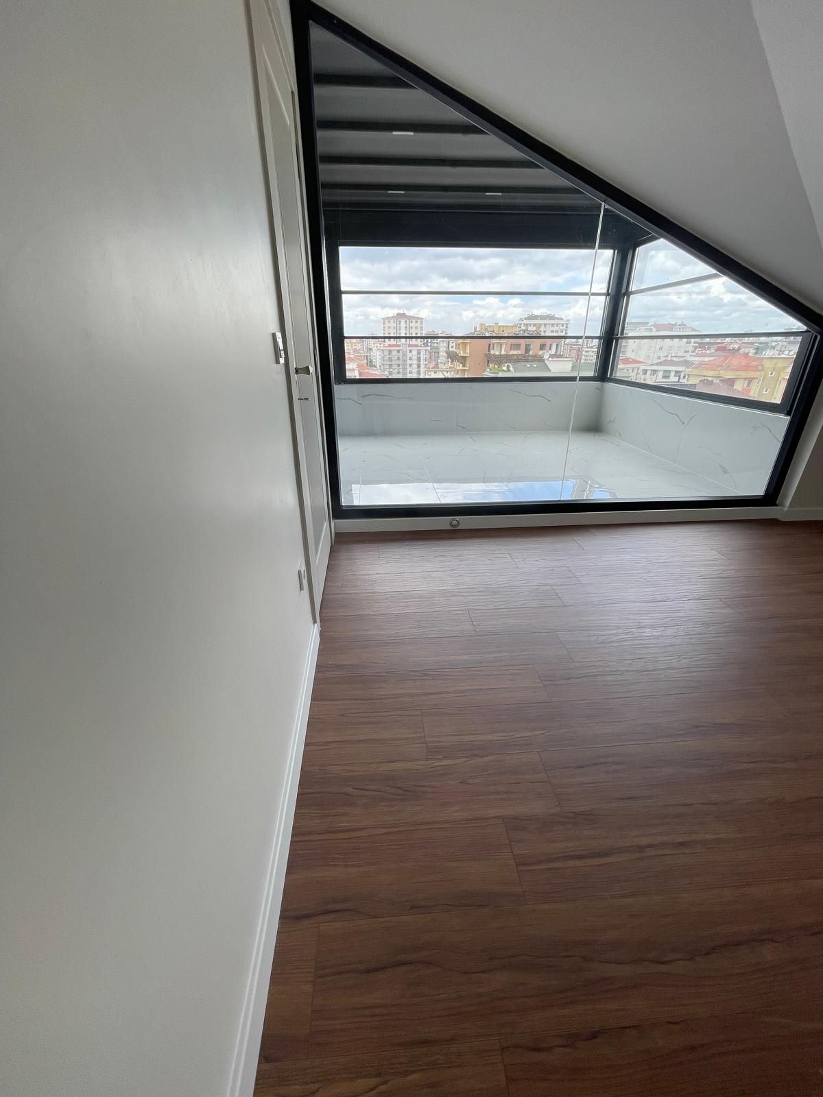 Göztepe’de 154 m² Teraslı 4+1 Çatı Dubleksi | Kısmi Deniz Manzaralı - Görsel 14