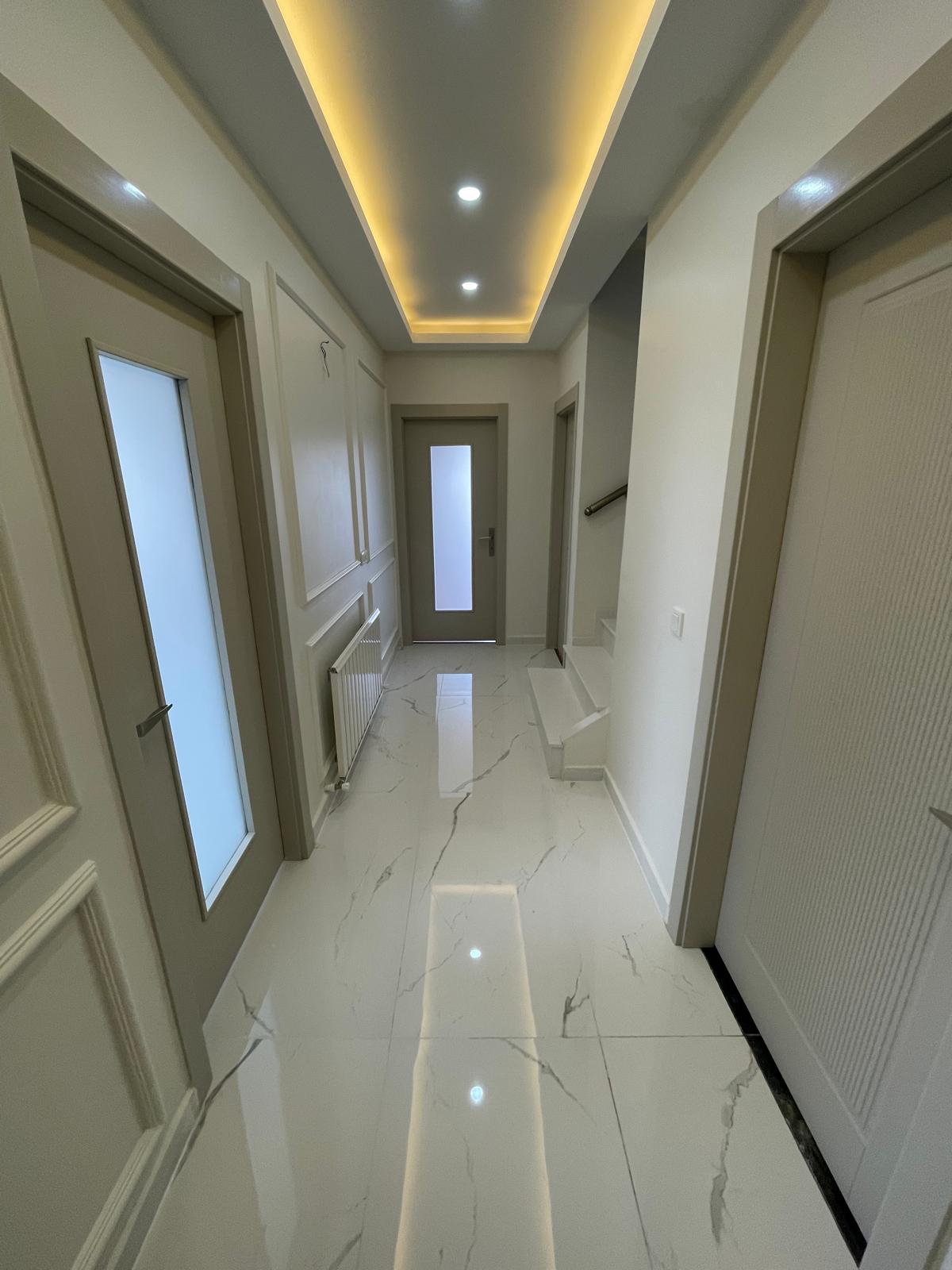 Göztepe’de 154 m² Teraslı 4+1 Çatı Dubleksi | Kısmi Deniz Manzaralı - Görsel 6