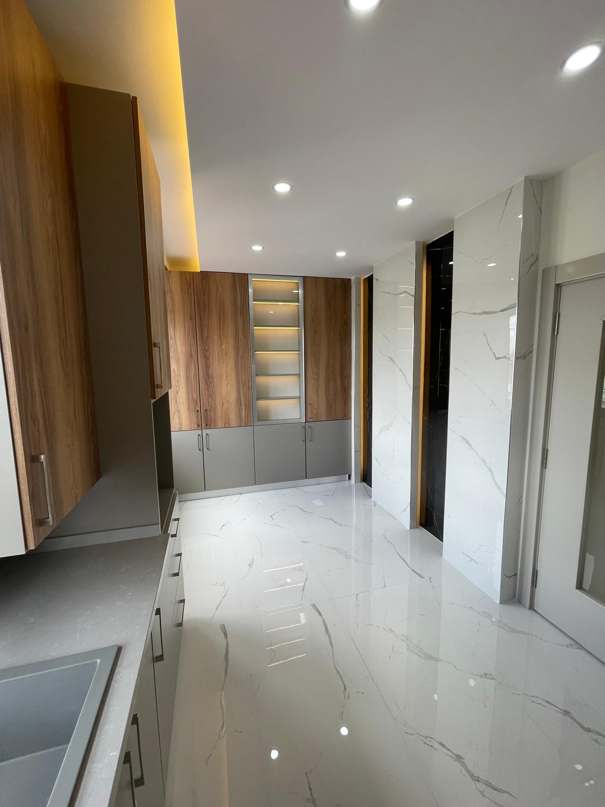 Göztepe’de 154 m² Teraslı 4+1 Çatı Dubleksi | Kısmi Deniz Manzaralı - Görsel 18