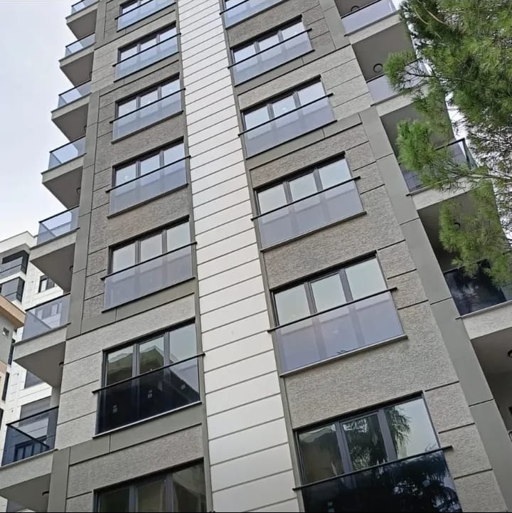 Göztepe Kemal Salih Sel Sokak’ta Balkonlu 3+1 Karşılıklı 2 Daire – Yatırımlık Fırsat - Görsel 4